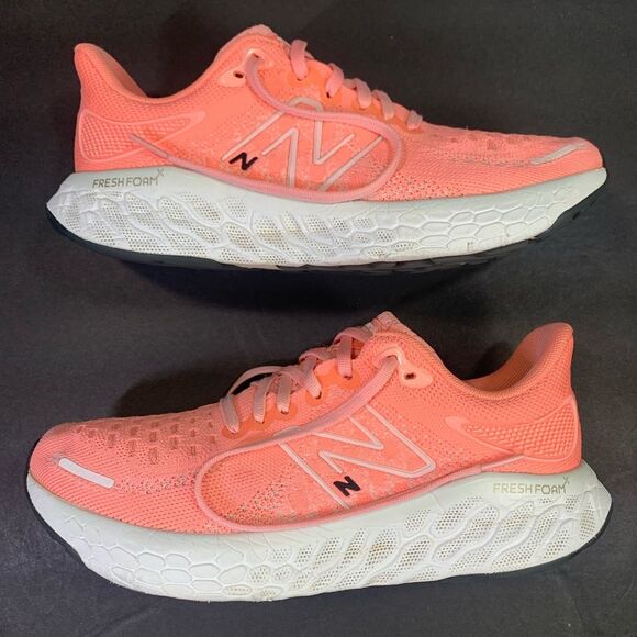 New Balance Womens 1080 Fresh Foam Pink White Sneakers Shoe Size 7.5 - Picture 3 of 10
